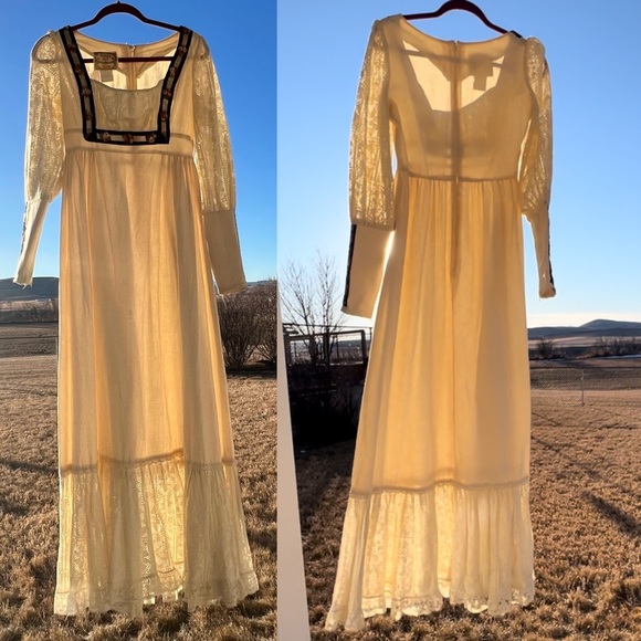 Authentic 1970s Vintage Gunne Sax Lace Embroidered Rose Prairie Dress - Picture 15 of 17